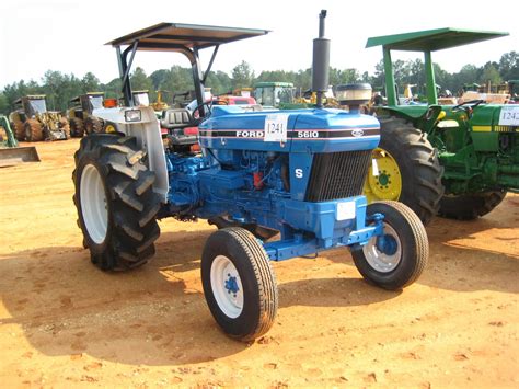 FORD 5610 FARM TRACTOR - J.M. Wood Auction Company, Inc.