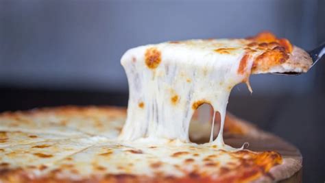 Cu L Es La Mejor Mozzarella Para Pizzas El Secreto De Las Pizzer As