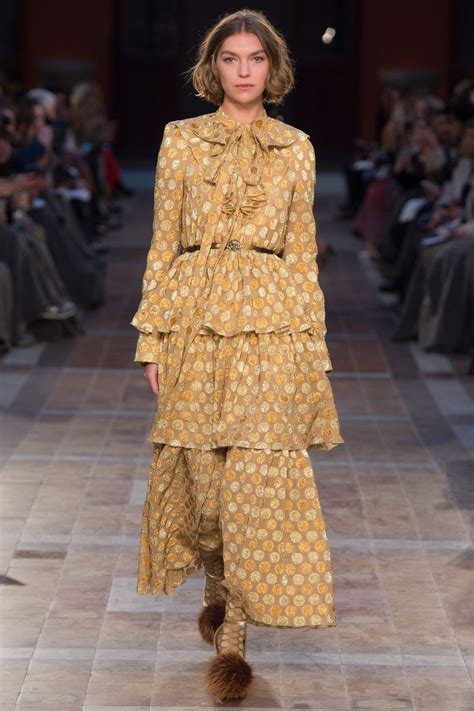 Paris The Muse 11