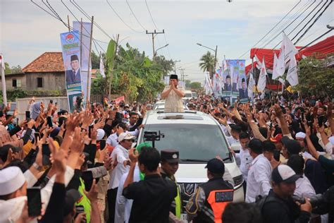 Diteriaki Presiden” Saat Berkunjung Ke Palembang Prabowo Saya