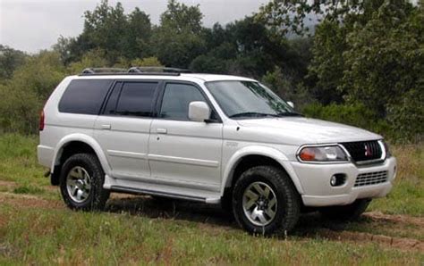 2000 Mitsubishi Montero Sport Review & Ratings | Edmunds