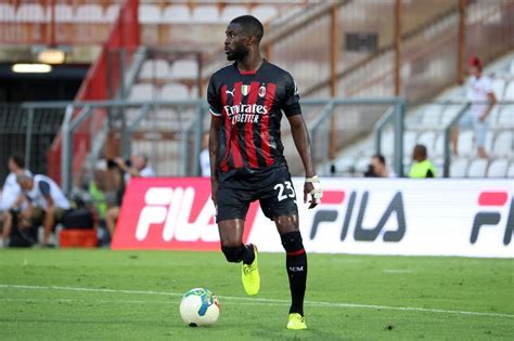 AC Milan closing in on Tomori's contract renewal