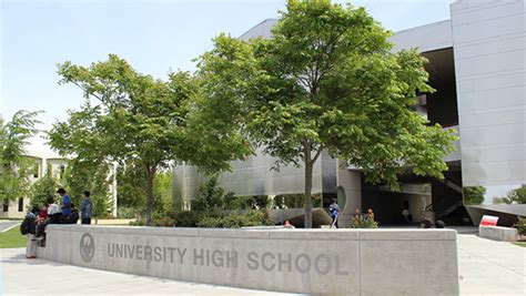 Fresno State Campus News | University High School wins big honors