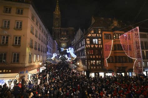 Marchés de Noël Strasbourg et lAlsace envahis par les touristes