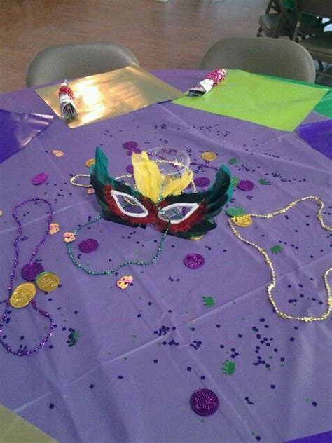 Mardi gras table Mardi Gras, Party Themes, Table, Carnival, Tables ...