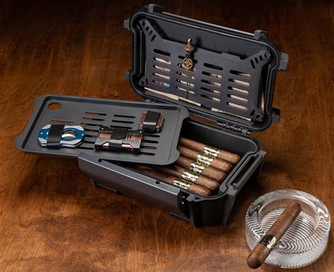 9 Best Cigar Travel Case For 2023 TouristSecrets