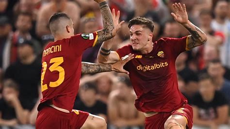 Roma 1 0 Feyenoord Zaniolo Strike Wins The First Europa Conference