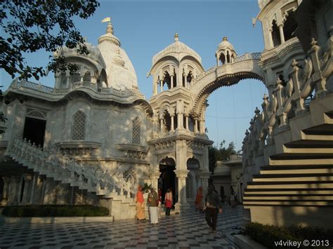 Lord Krishna ISKCON Temple Vrindavan Photograph – Photo Trap