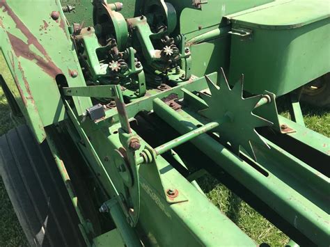 1975 John Deere 336 Small Square Baler Bigiron Auctions