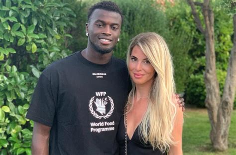 Emilie Fiorelli et MBaye Niang cambriolés pendant un match de la Coupe