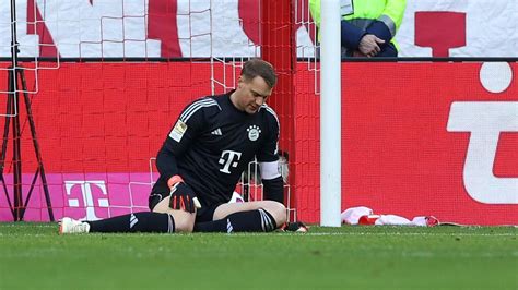 Vor Duell Mit Leverkusen Sorge Um Bayern Torwart Neuer Vor Dem