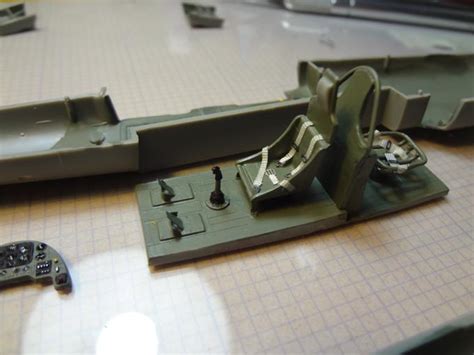 Making cloth seat belts for aircraft – David's Scale Models