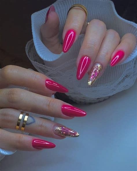 The Best Nude Nail Designs And Ideas For Every Occasion Gel Nails Simple Nails Manicure