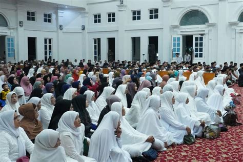 Pemkot Bukittinggi Gelar Zikir Dan Doa Bersama Untuk Palestina ANTARA