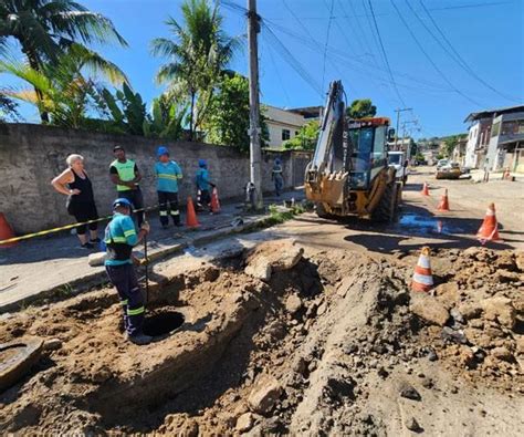 Guas Do Rio Retira Mais De Caminh Es De Lixo Da Rede De Esgoto De