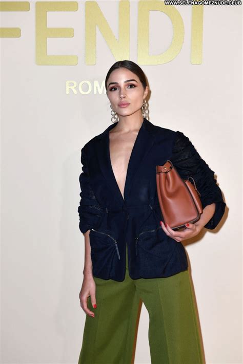 Olivia Culpo Sexy Celebrity Beautiful Posing Hot Babe Famous And Uncensored