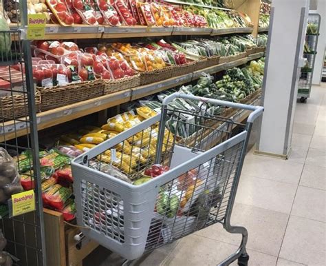 Приморцам рассказали, как изменились цены на овощи