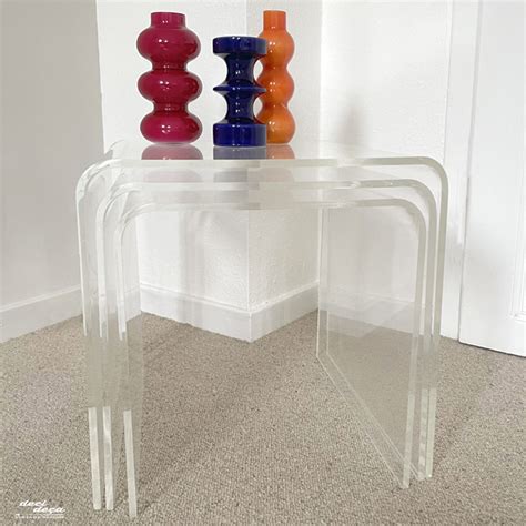 Tables Gigognes En Plexiglas De Ci De A Design Meubles Et Objets Du