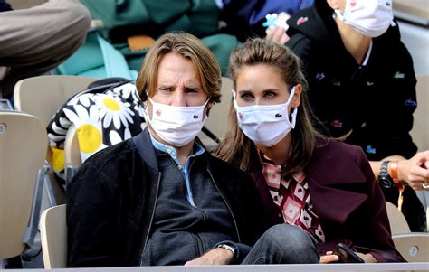 Photo Mathieu Vergne et sa femme Ophélie Meunier dans les tribunes