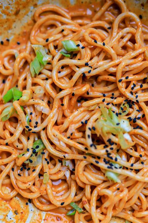 5 Minute Gochujang And Peanut Butter Noodles Lucy Lentils