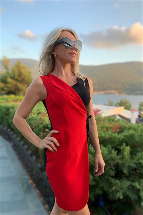 Beautiful Anna Y O From Istanbul With Blonde Hair ID LadaDate