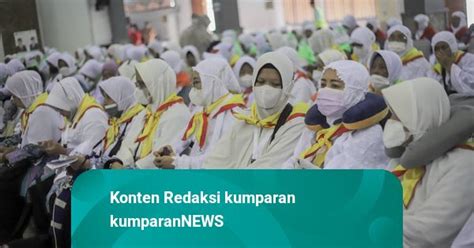 Foto Calon Jemaah Haji Kloter Pertama Tiba Di Asrama Haji Pondok