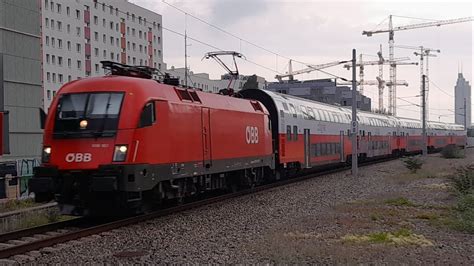 ÖBB 1116 187 mit Cityjet Dosto bei der Einfahrt in Wien Praterstern