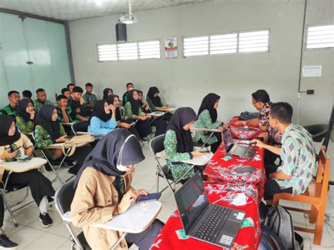 Penerapan Aktivasi Identitas Kependudukan Digital Ikd Di Smk Maarif