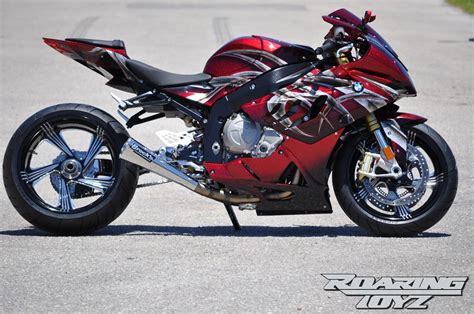 Custom Bmw S1000r With Single Sided Swingarm Roaring Toyz