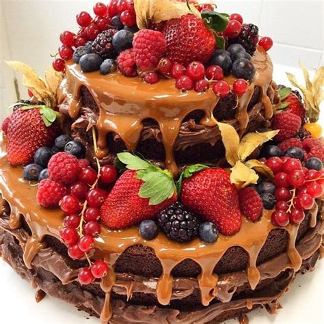 Naked Cake