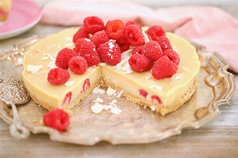 No Bake White Chocolate Raspberry Pie Gemmas Bigger Bolder Baking