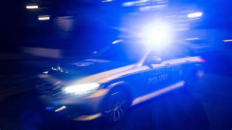 Braunschweigs Polizei Stoppt Betrunkenen Autofahrer Auf A