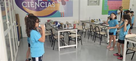 Alunos Do Ano Do Ensino Fundamental Participam De Aula Sobre Ondas