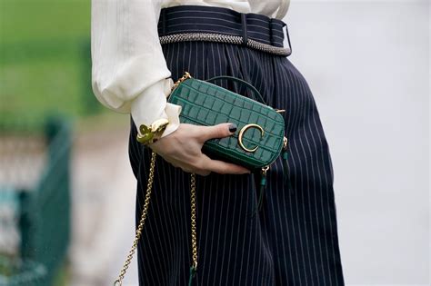 Naked glitter la manicura fácil que arrasa Showbiznese