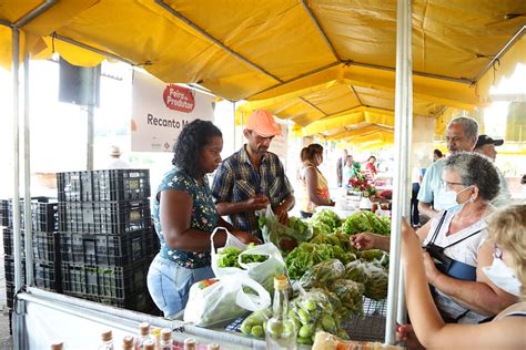 Feira do Produtor está no 6º mês de atividades Folha de Uberaba