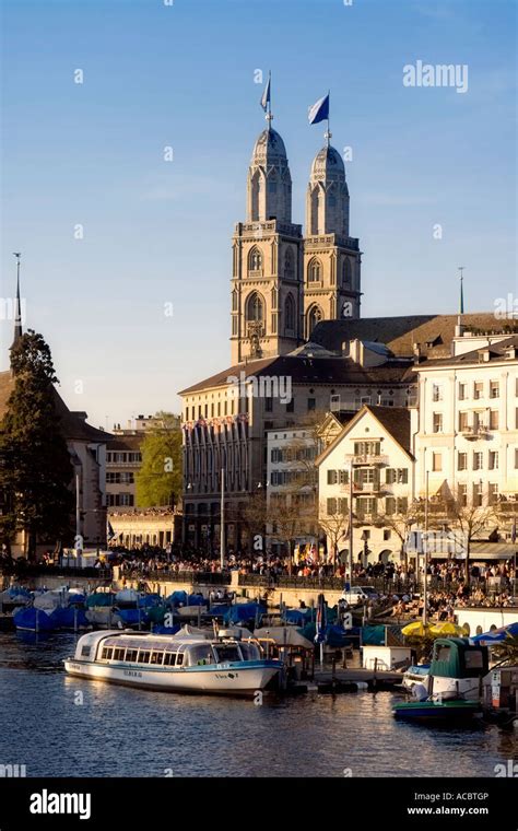 Switzerland Zuerich Grossmuentser Kathedral River Limmat Zuerich