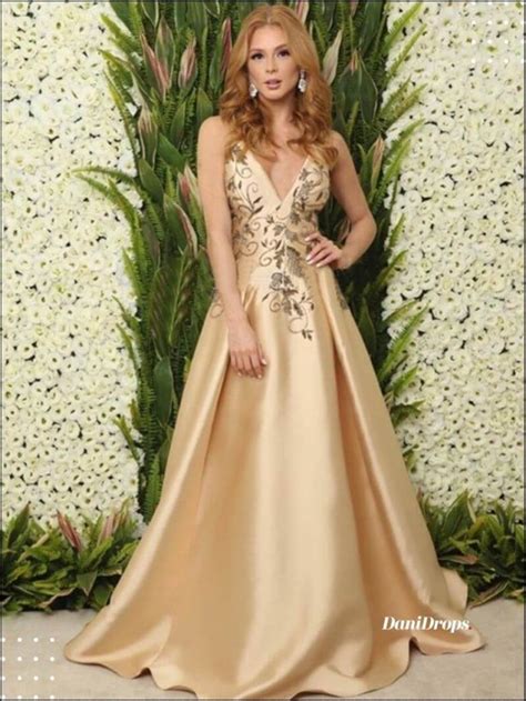 Vestido Dourado Modelos De Madrinha De Casamento Longos