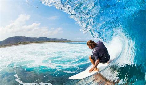 Surfing Waves 101: Understanding The Parts of a Wave For Beginner Surfers