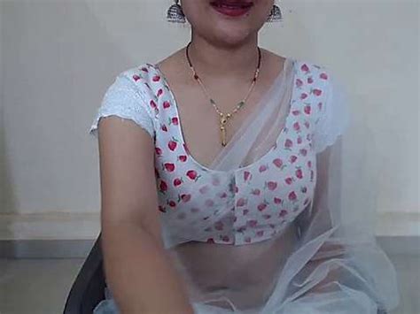 Goldiwet Nude Pussy Closeups On Cam For Live Sex Video Chat PussyCloseup