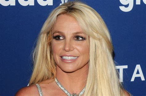 Britney Spears Posts Series Of Accusations Against Mother After She