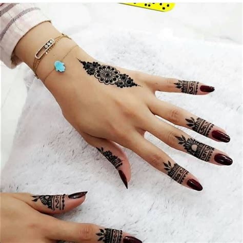 Pin di ghyzou fashion su الحناء Mehandi Hennè Modelli di henné