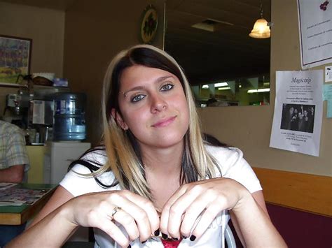 Blonde Shows Her Big Natural Breasts Porn Pictures XXX Photos Sex Images 1013506 PICTOA