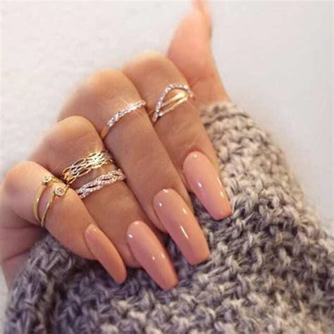 Ideas de manicure nude que querrás hacerte hoy mismo