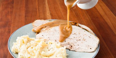 19 Gravy Recipes Perfect For Thanksgiving - Best Ways to Make Gravy