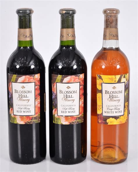 Blossom Hill Winery 3 Garrafas Com Vinho Americano S