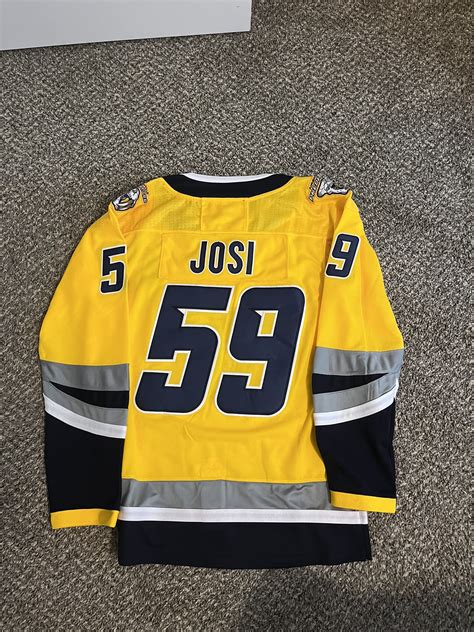 Roman Josi Reverse Retro Nashville Predators Replica Jersey SidelineSwap