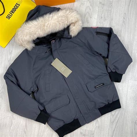 Canada Goose Chilliwack Coat Fits true to size... - Depop