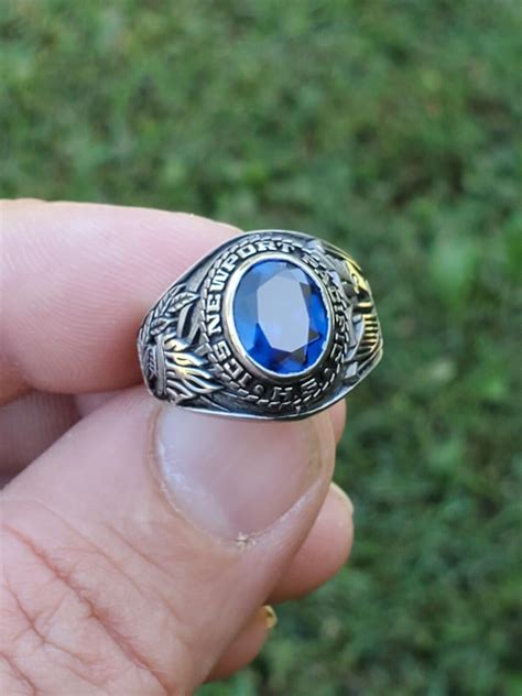 ICS Newport Pacific High School Class Ring W Blue St Gem