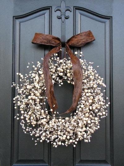 How To Hang A Wreath Without Making Holes In The Door Artofit