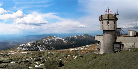 Mount Washington Weather Observatory Photograph by William Dickman